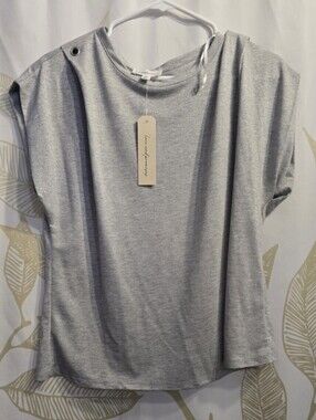 Women's Light Heather Gray Short Sleeve Button-Shoulder Tee